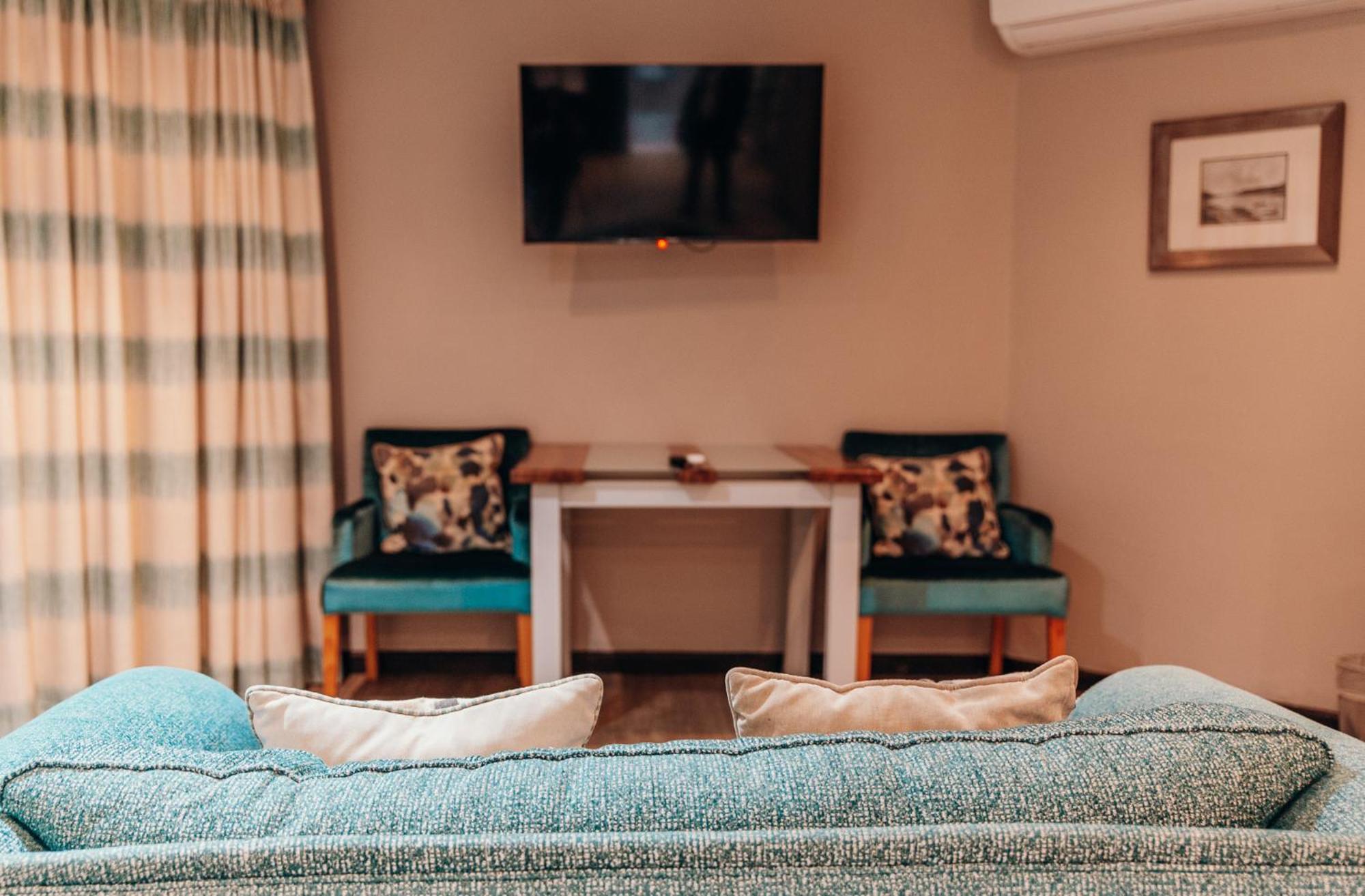The Wilderness Hotel Екстериор снимка