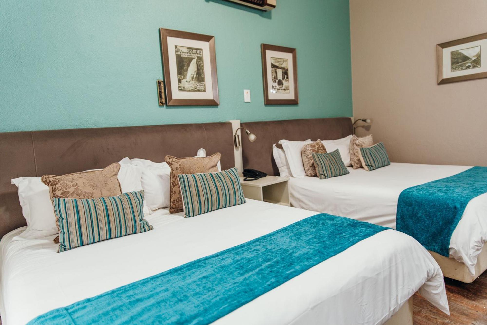 The Wilderness Hotel Екстериор снимка