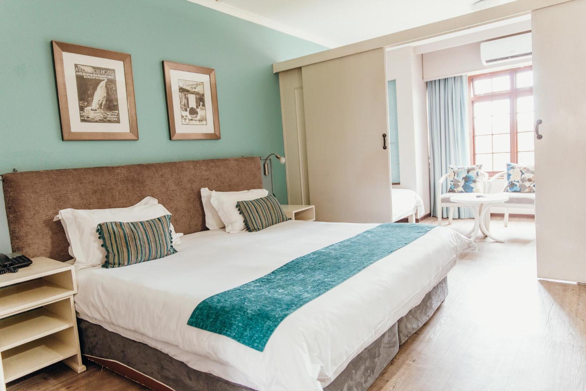 The Wilderness Hotel Екстериор снимка